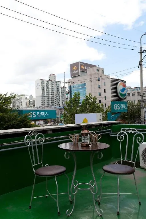 Monai Guesthouse Seoul 2*,  South Korea